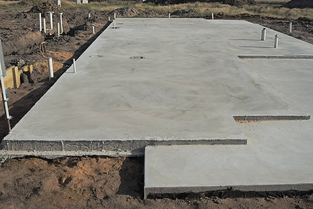Best Concrete Retaining Walls in West Ishpeng, MI
